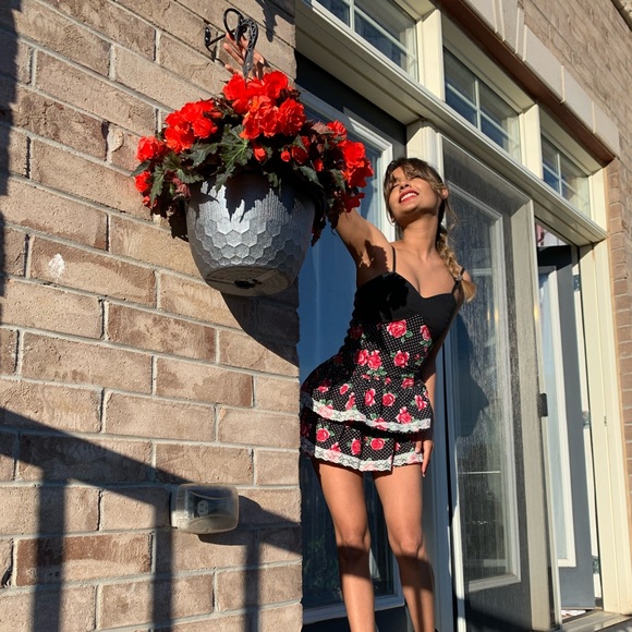 Floral Dress - Picture 2 of 3